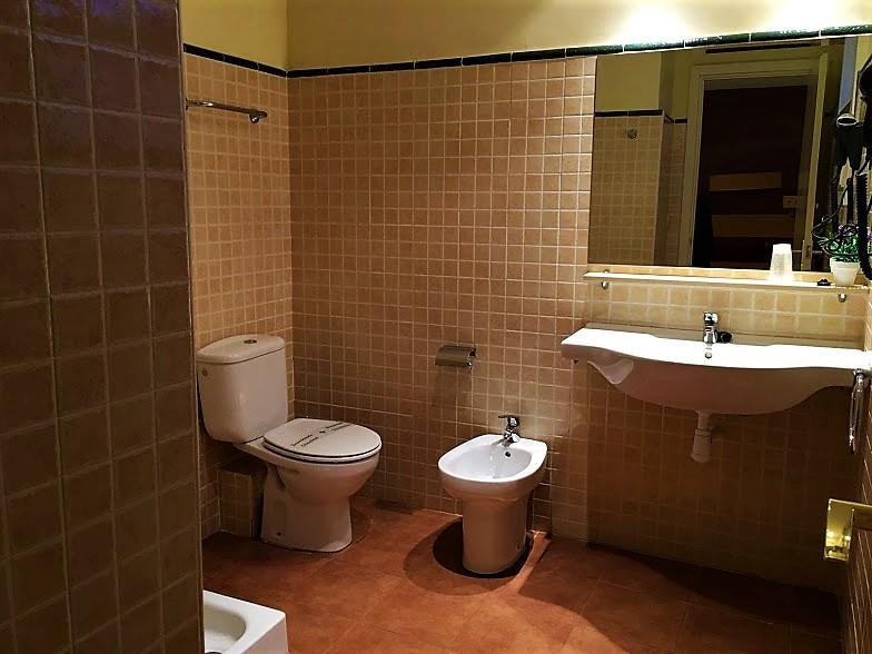Hotel La Fonda Dels Pirineus Macanet De Cabrenys Ngoại thất bức ảnh